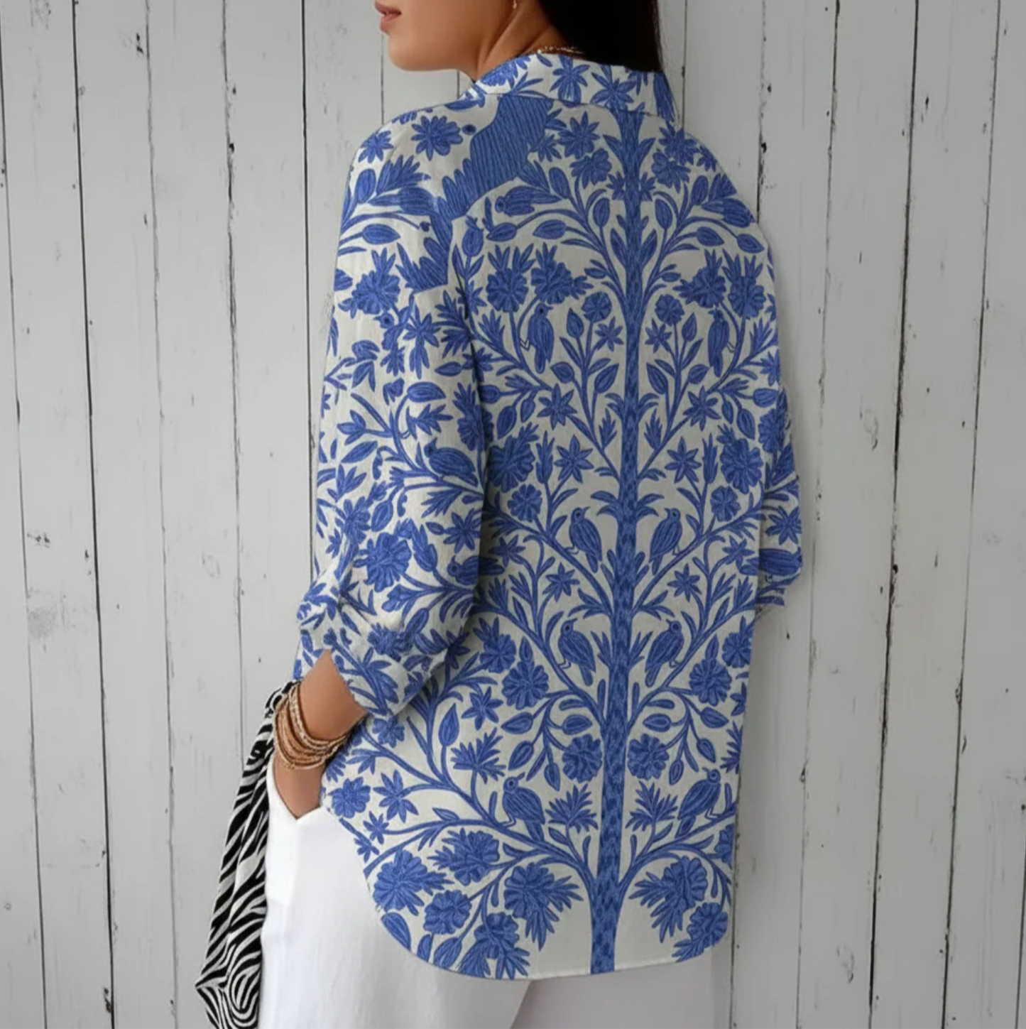 VeronaFlor™ | Camisa Botánica Azul con Pájaros